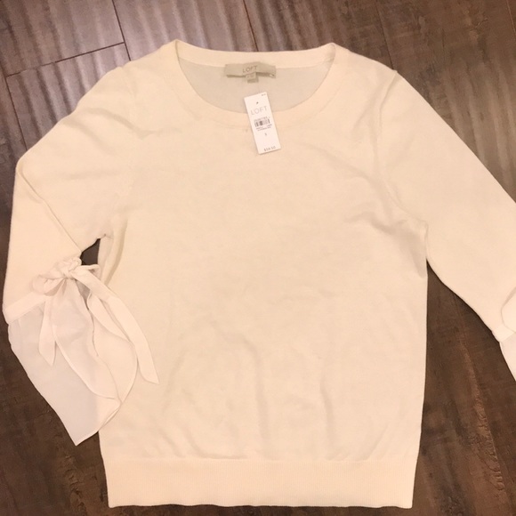 🦋LOFT  Bell Sleeve - Picture 5 of 6